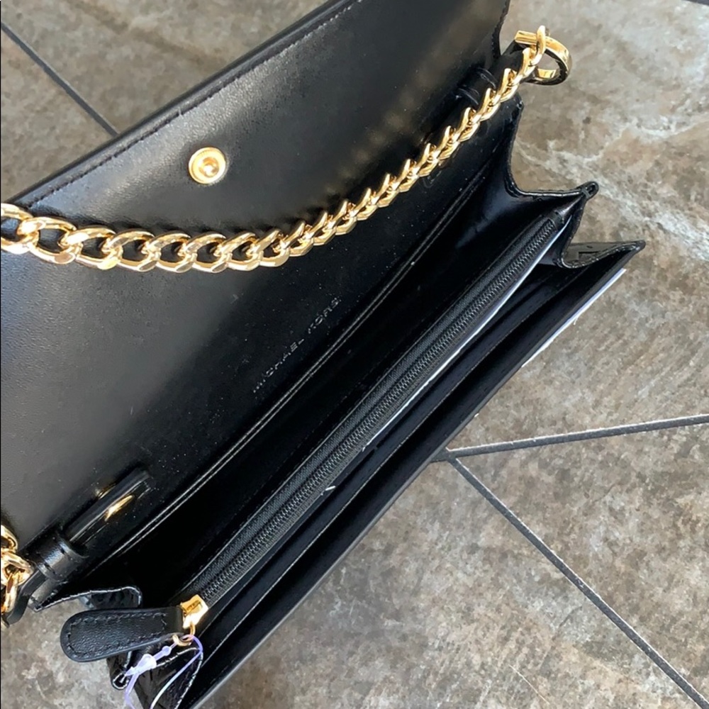 MICHAEL KORS JET SET ITEM LG WALLET ON A CHAIN - Picture 15 of 16